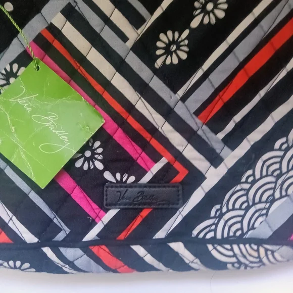 Vera Bradley Triple Zip Hipster Crossbody Bag Northern Stripes NWT $58 - Picture 4 of 7